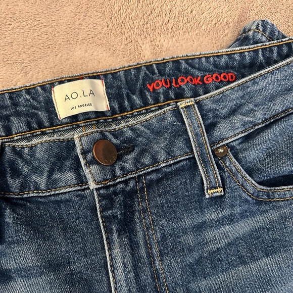 🔥Alice + Olivia AO.LA Studded Back Jeans🔥 - Picture 5 of 6